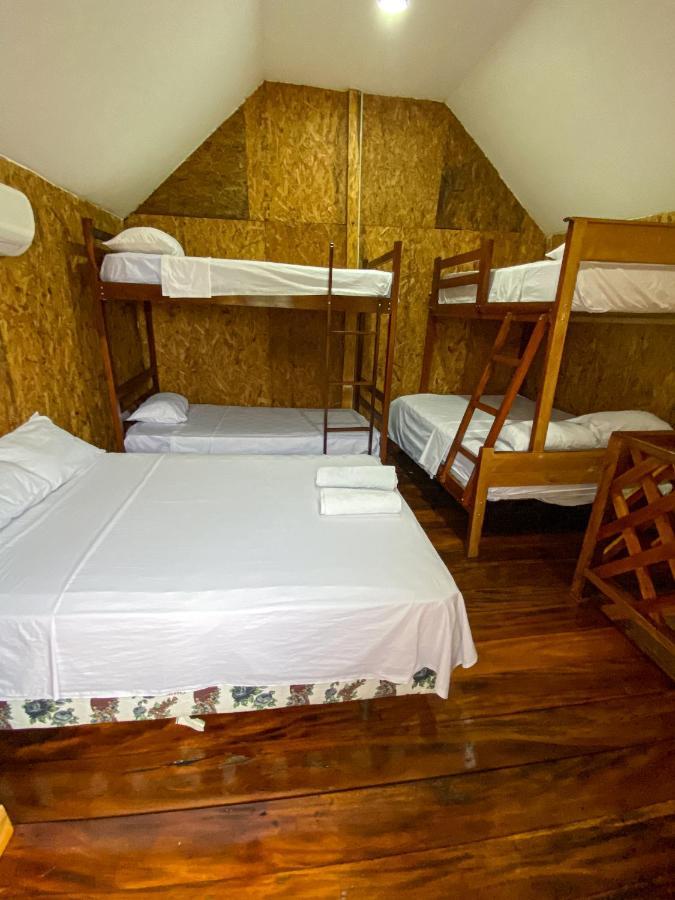 Hostal Tortuga Dorada Puerto López Exteriör bild