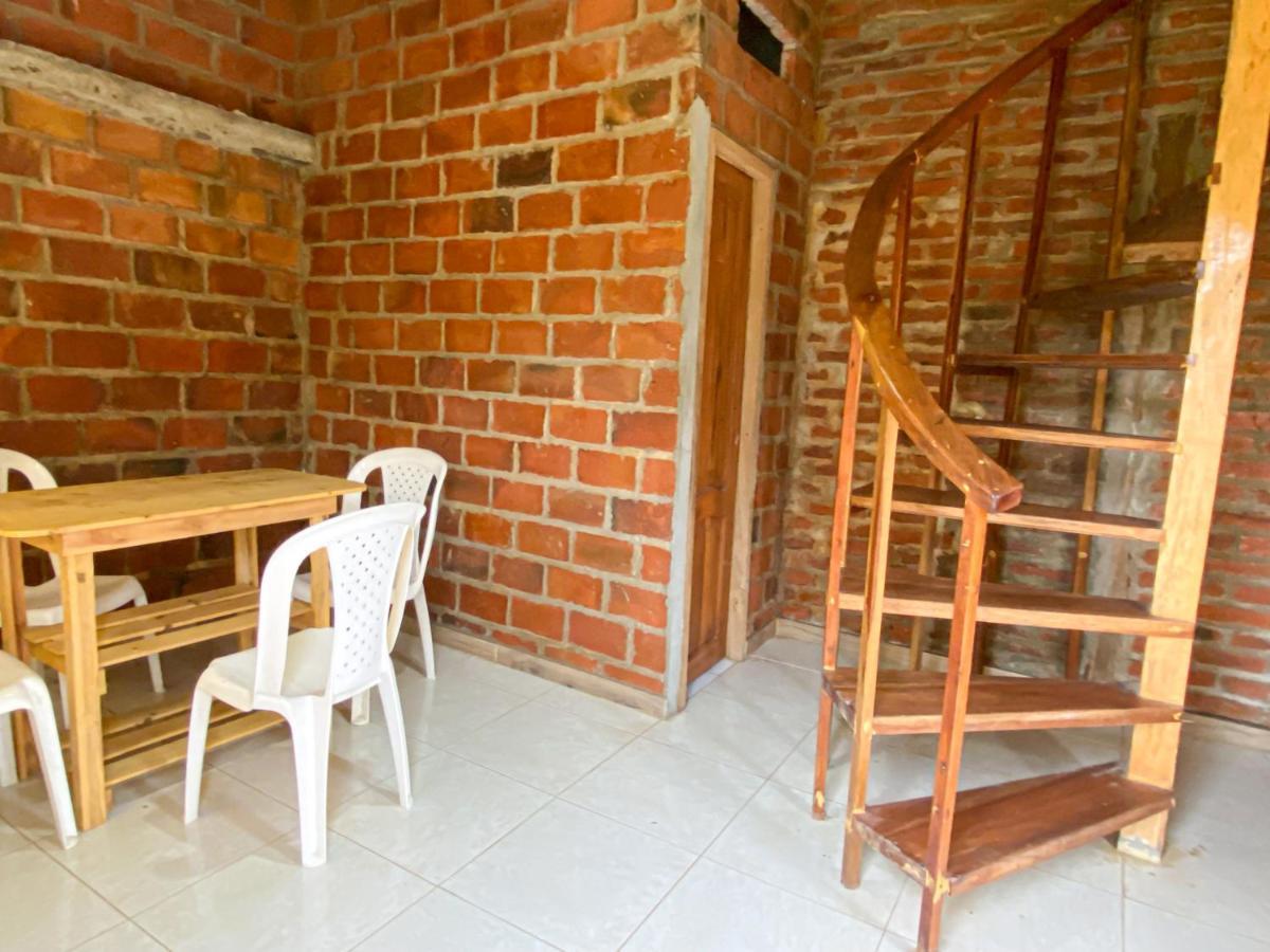 Hostal Tortuga Dorada Puerto López Exteriör bild